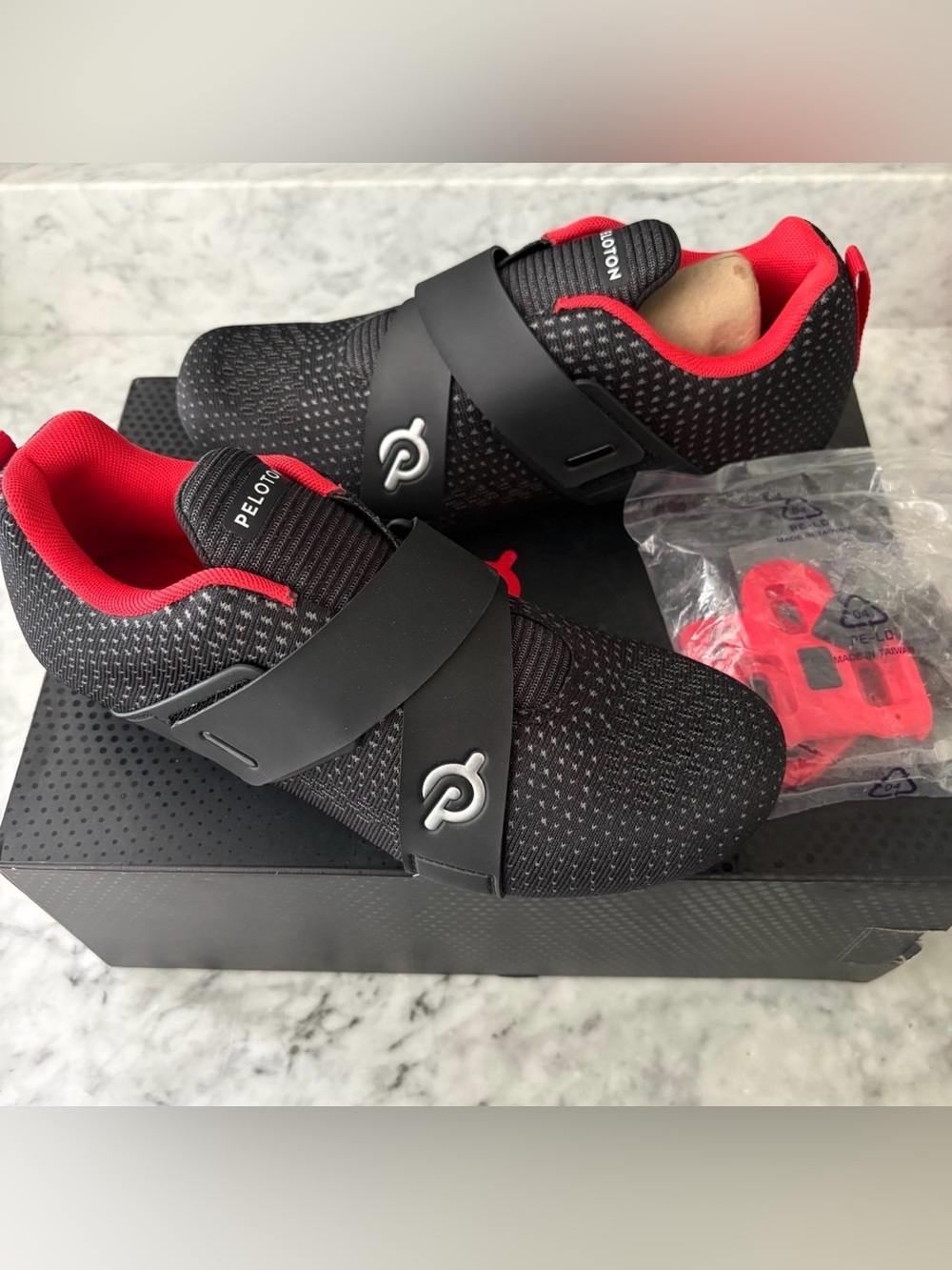 Peloton Black Altos Red Men's Athletic Cycling Shoes Size 11 Men / 12.5 Women